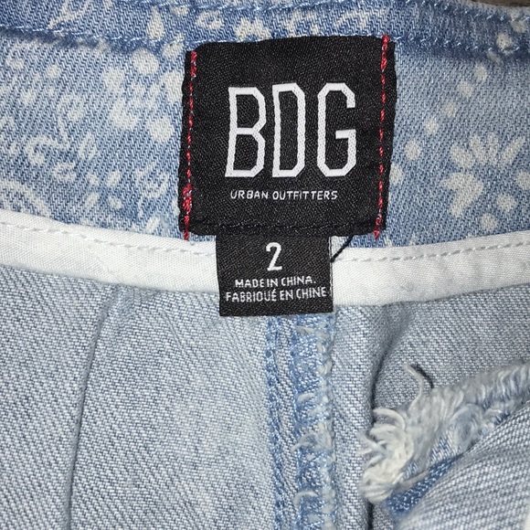 🎉HP🎉Urban Outfitters Light washed Printed Skirt - Picture 4 of 7